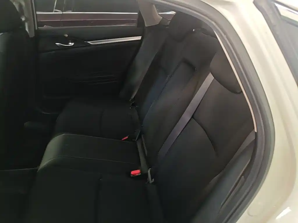 Honda Civic — миниатюра 17