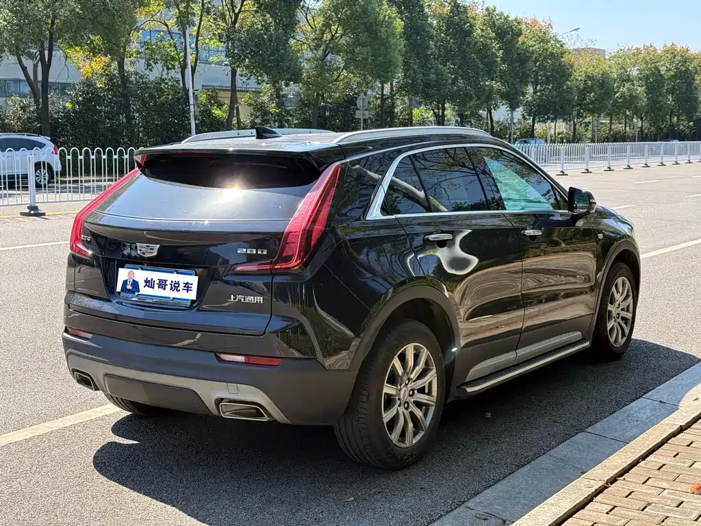Cadillac XT4 — миниатюра 6