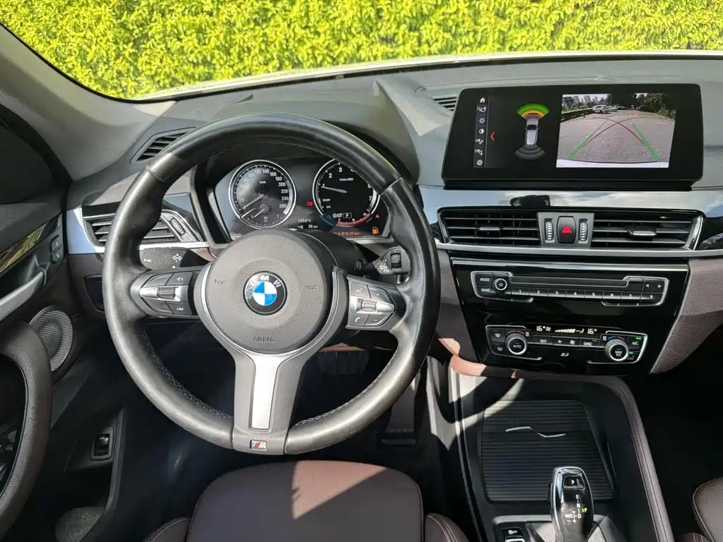 BMW X1 — миниатюра 14