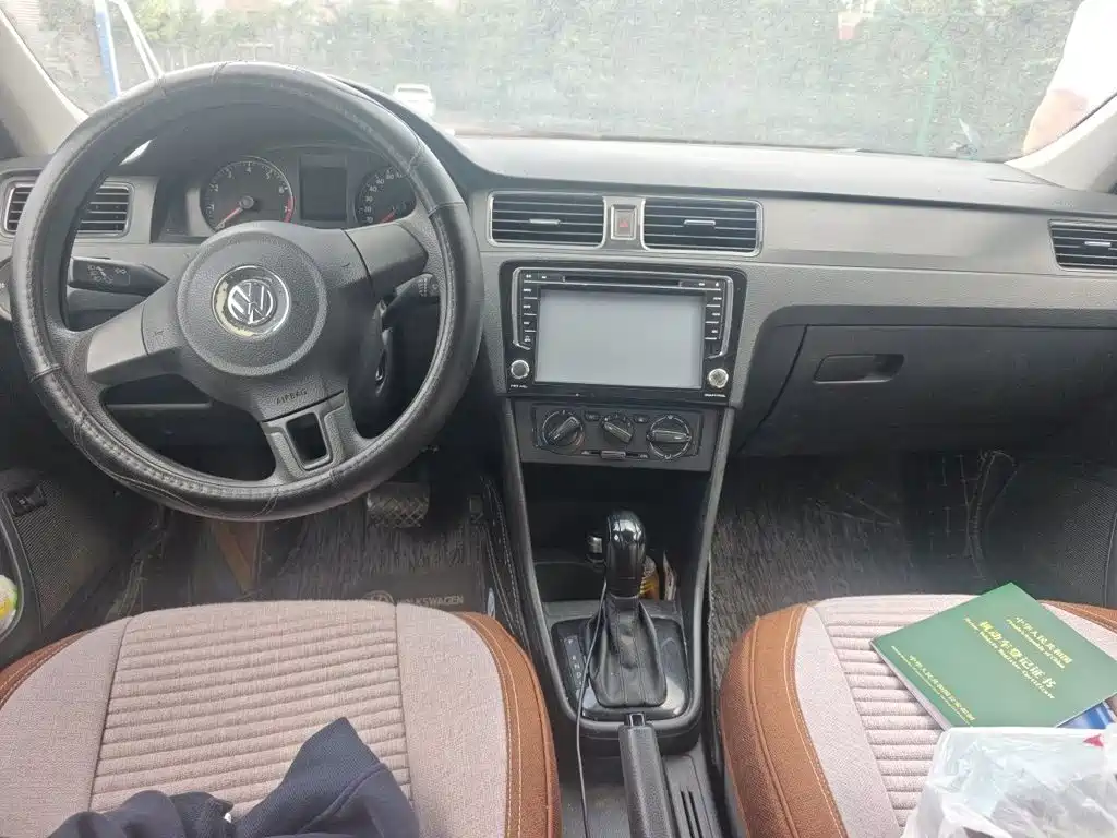 Volkswagen Santana — миниатюра 10
