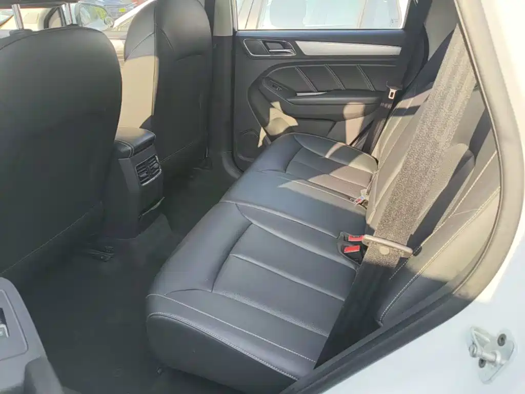 Roewe RX5 — миниатюра 17