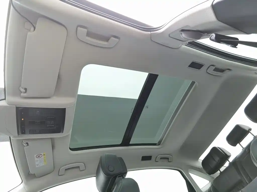 Volkswagen Passat — миниатюра 14