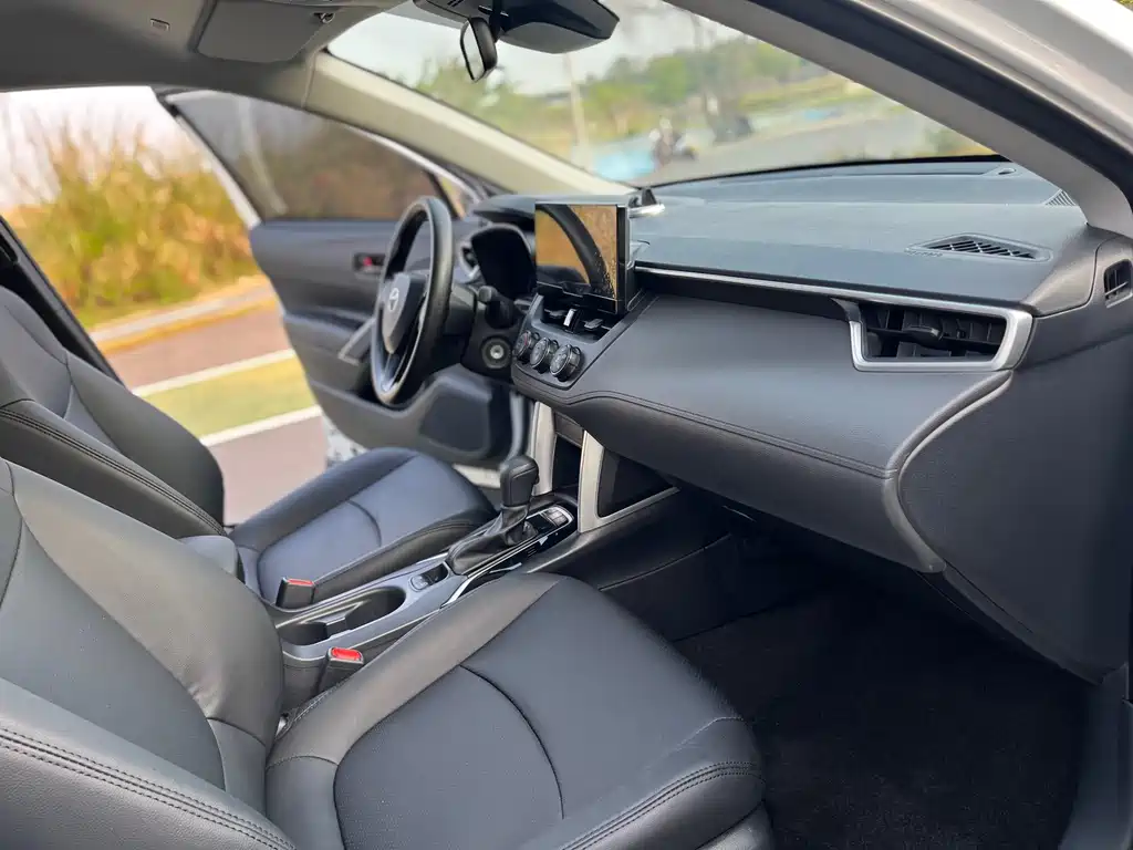 TOYOTA COROLLA SHARP AMPLIFIER