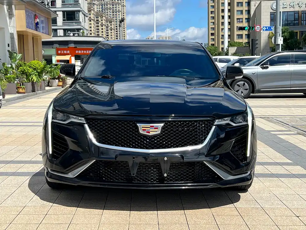 Cadillac CT4 — миниатюра 2