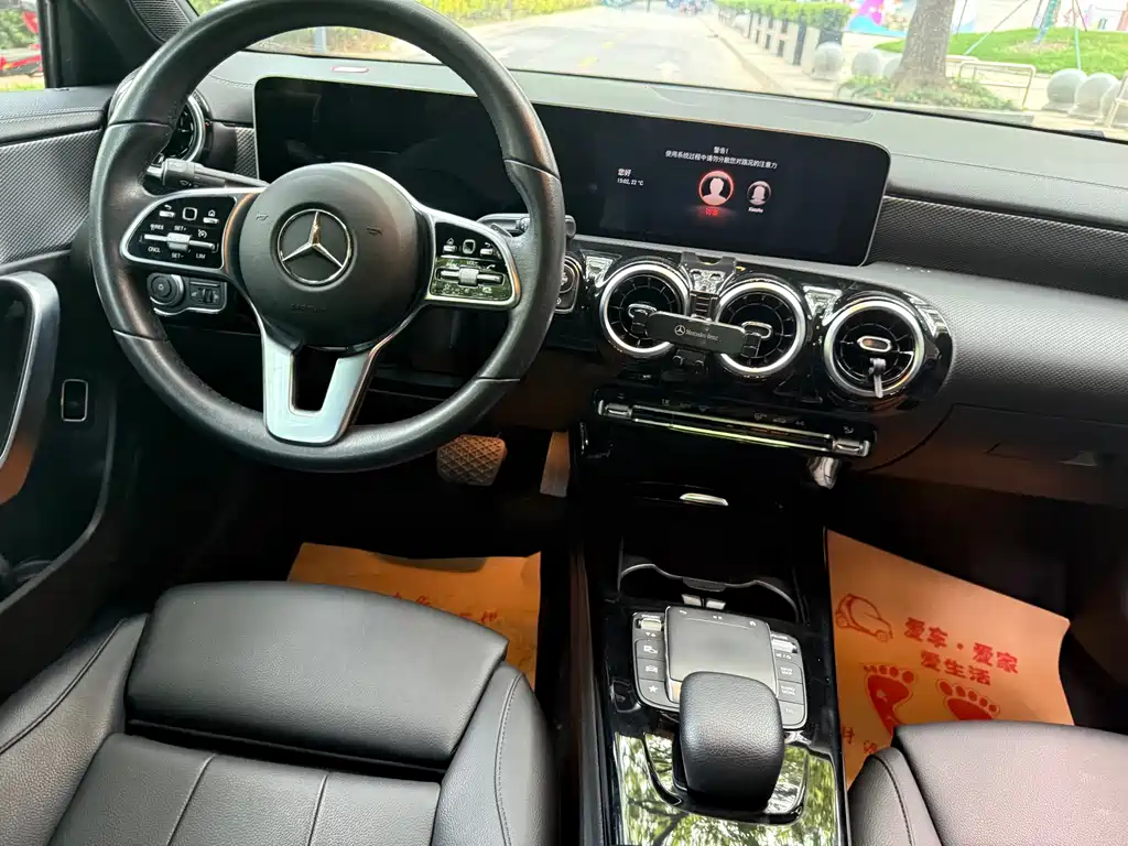 Mercedes-Benz A-Class — миниатюра 9