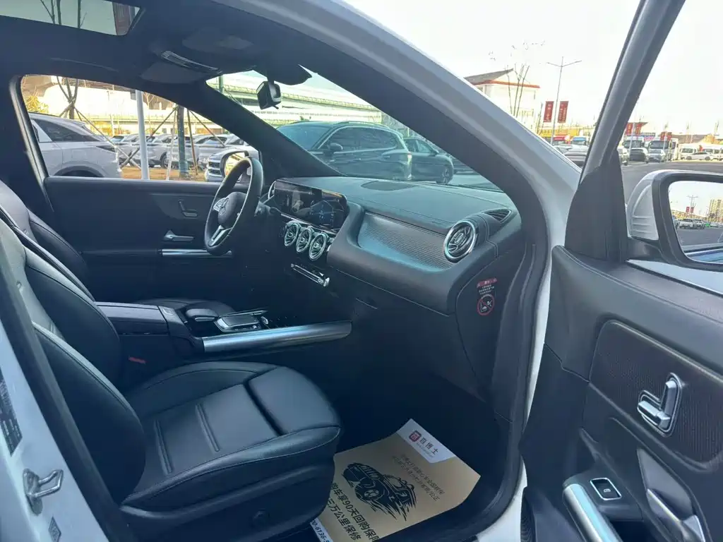 Mercedes-Benz GLA — миниатюра 4