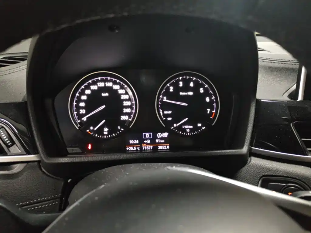 BMW X2 (Import) — миниатюра 12