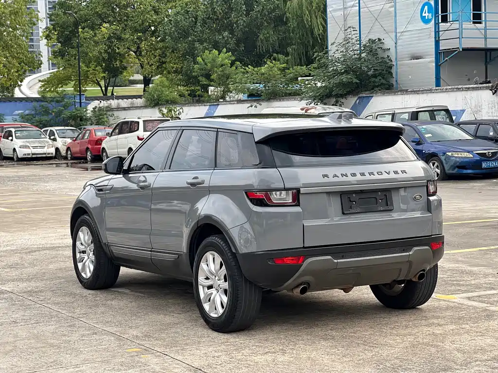 Land Rover Evoque — миниатюра 5