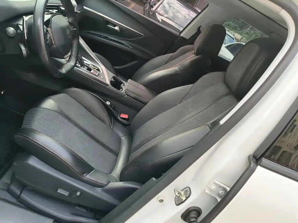 Peugeot 5008 — миниатюра 15