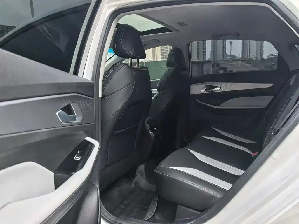 Geely Binrui — миниатюра 6