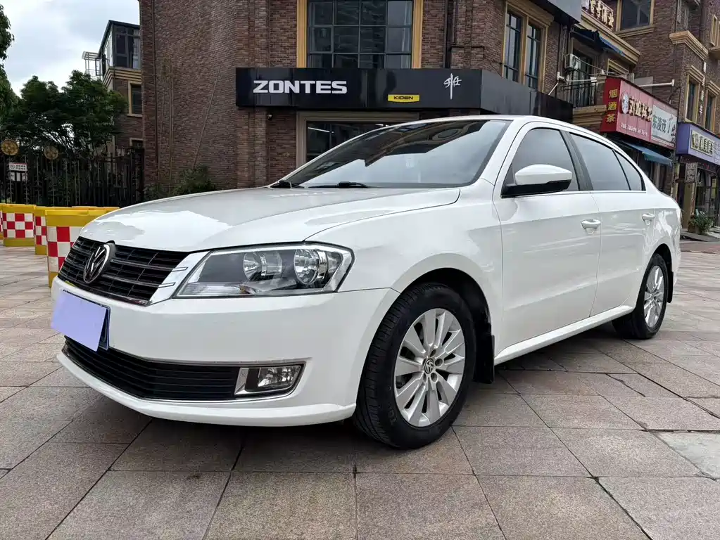 Volkswagen Lavida 2016