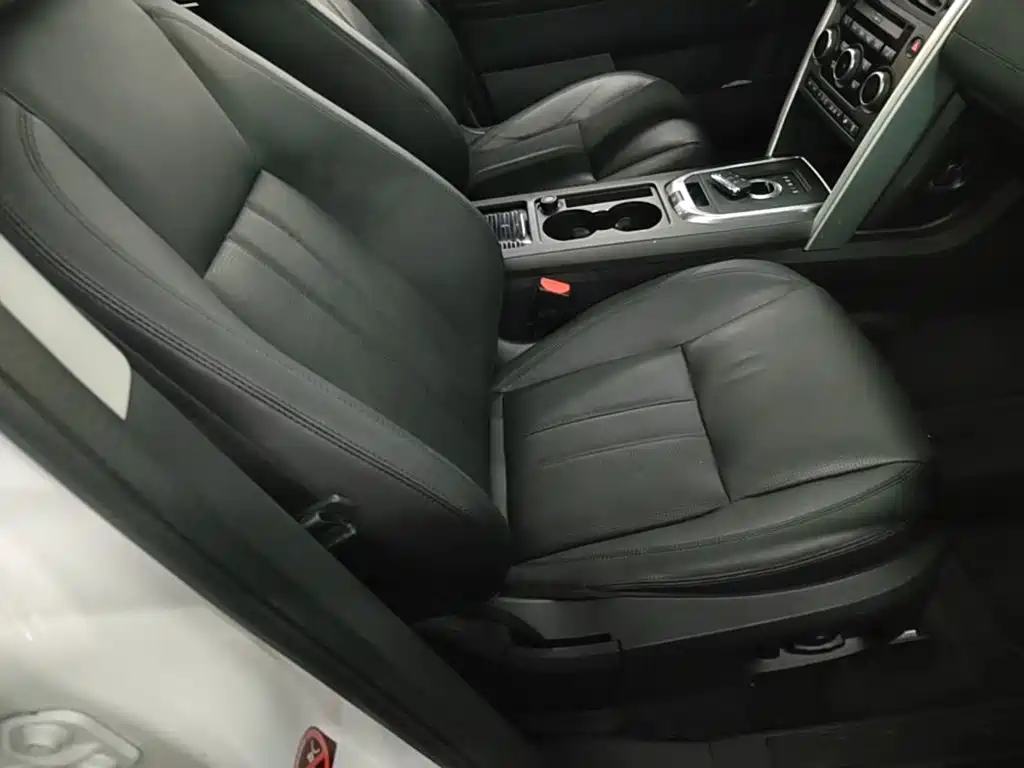 Land Rover Discovery Sport — миниатюра 25
