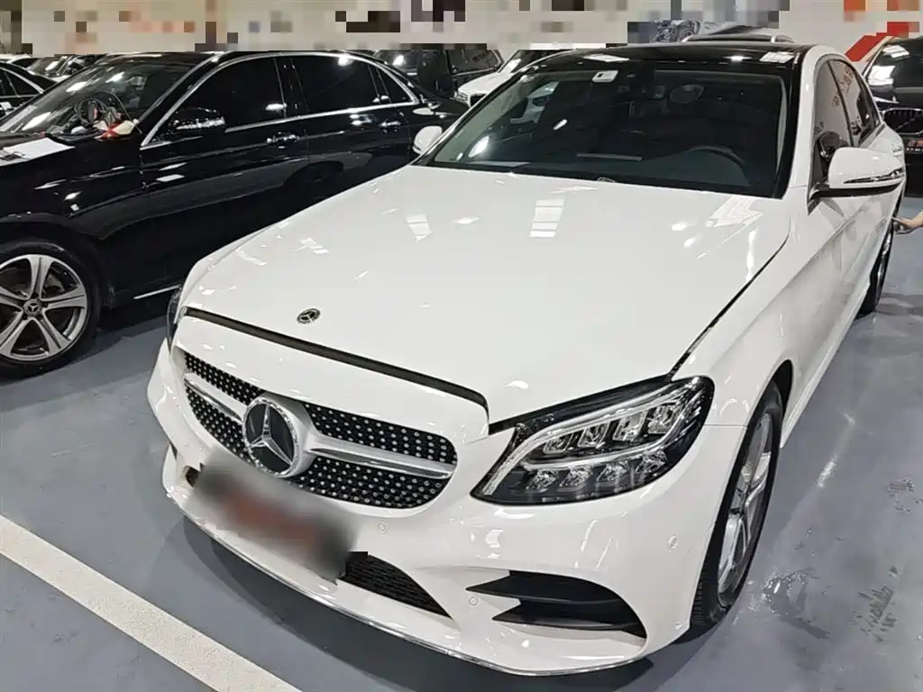 Mercedes-Benz C-Class 2021