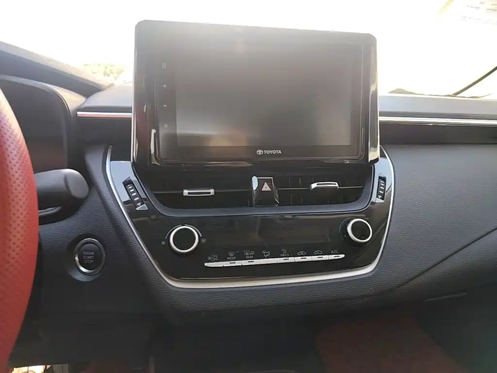 Toyota Corolla — миниатюра 13