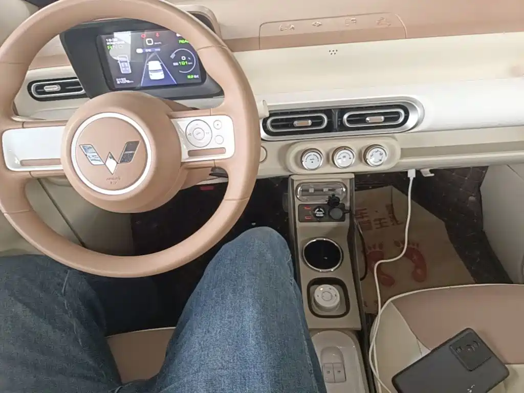 Wuling MINIEV — миниатюра 14