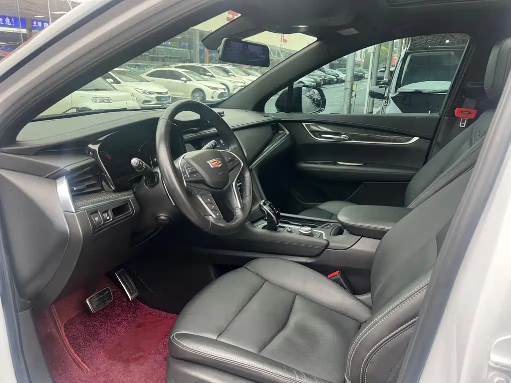 Cadillac XT5 2022 2.0T Luxury