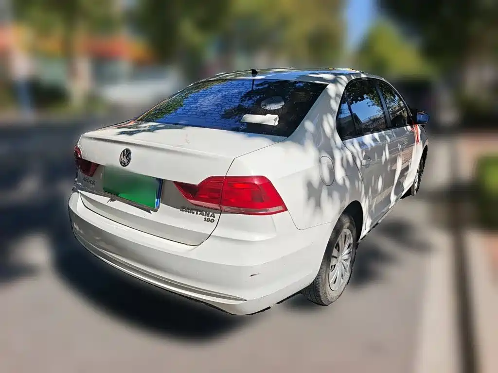 Volkswagen Santana — миниатюра 6