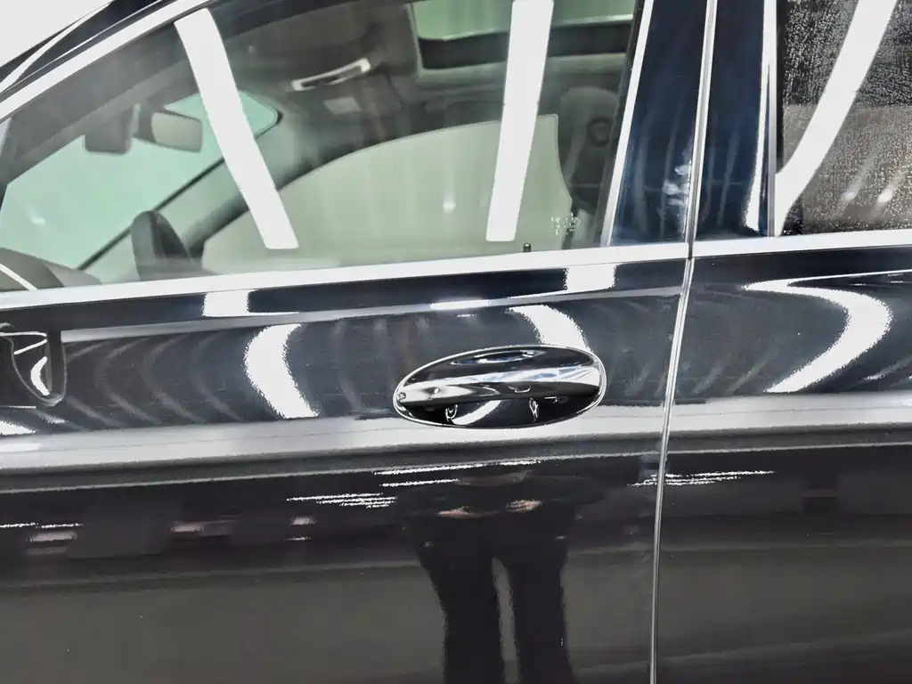 Mercedes-Benz GLE New Energy — миниатюра 21