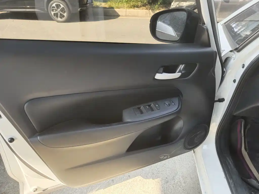 Honda Fit — миниатюра 5