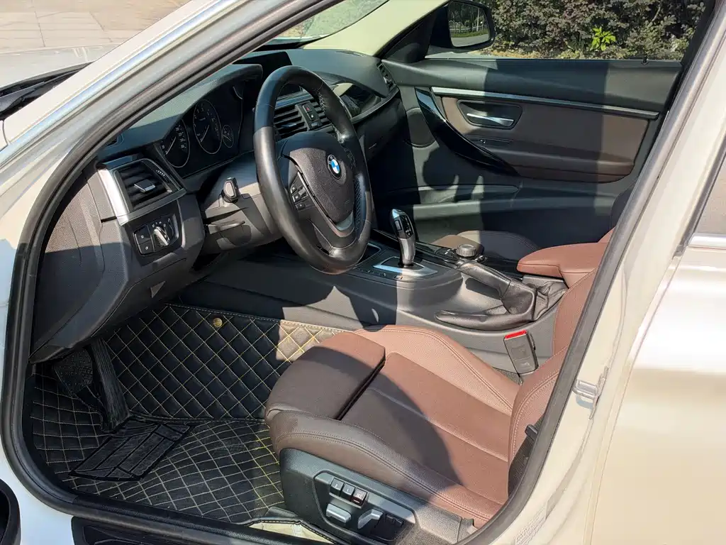 BMW 3 Series — миниатюра 8