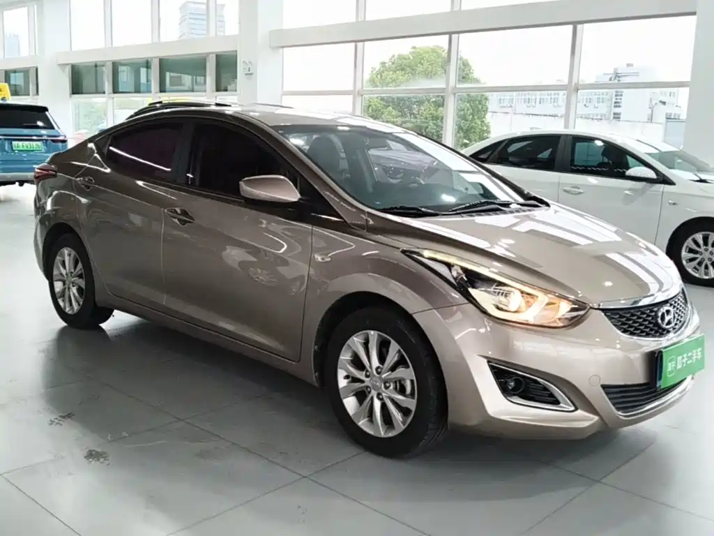 Hyundai Elantra Langdong — миниатюра 4