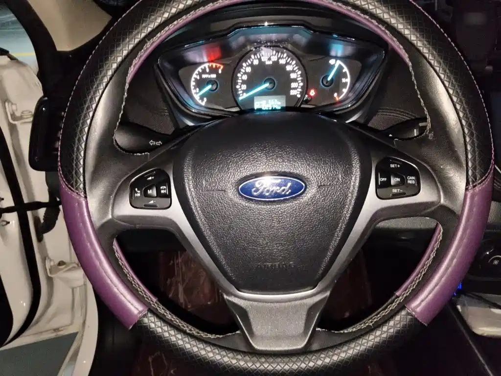 Ford Escort — миниатюра 3