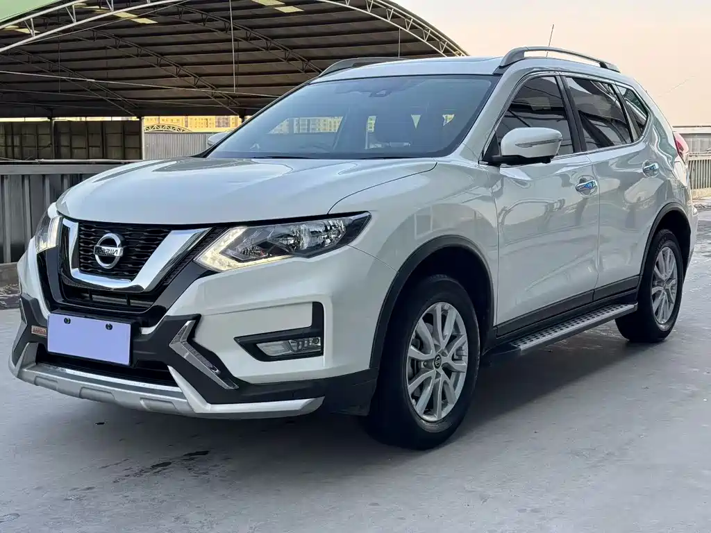 NISSAN QIJUN