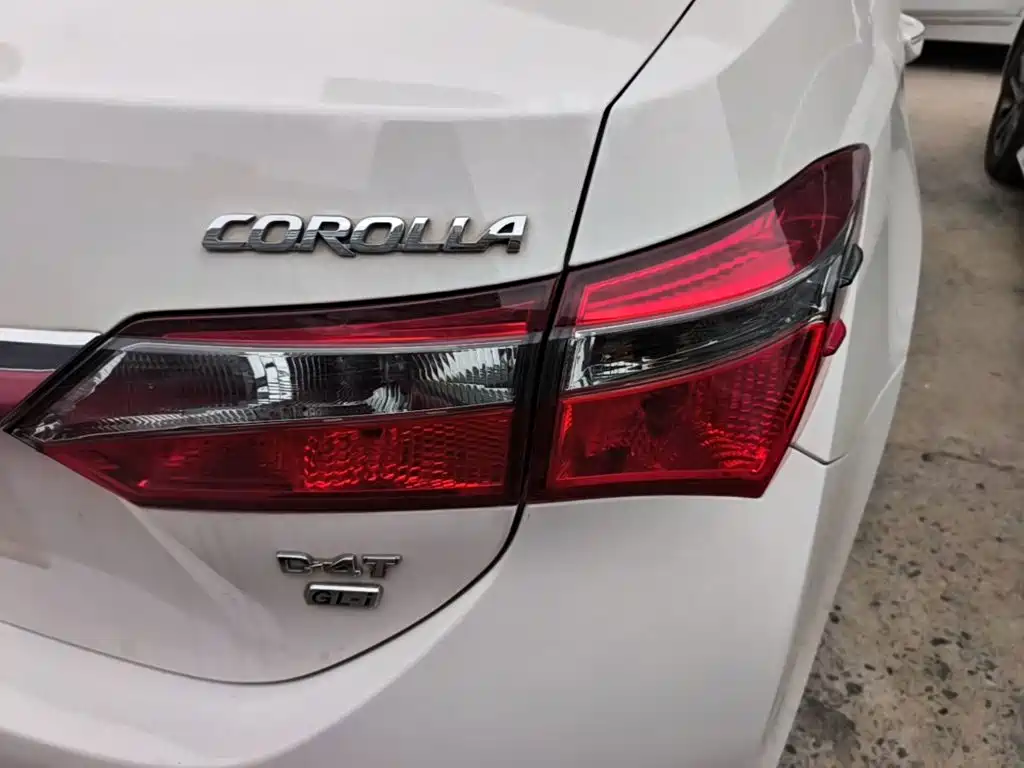 Toyota Corolla — миниатюра 8