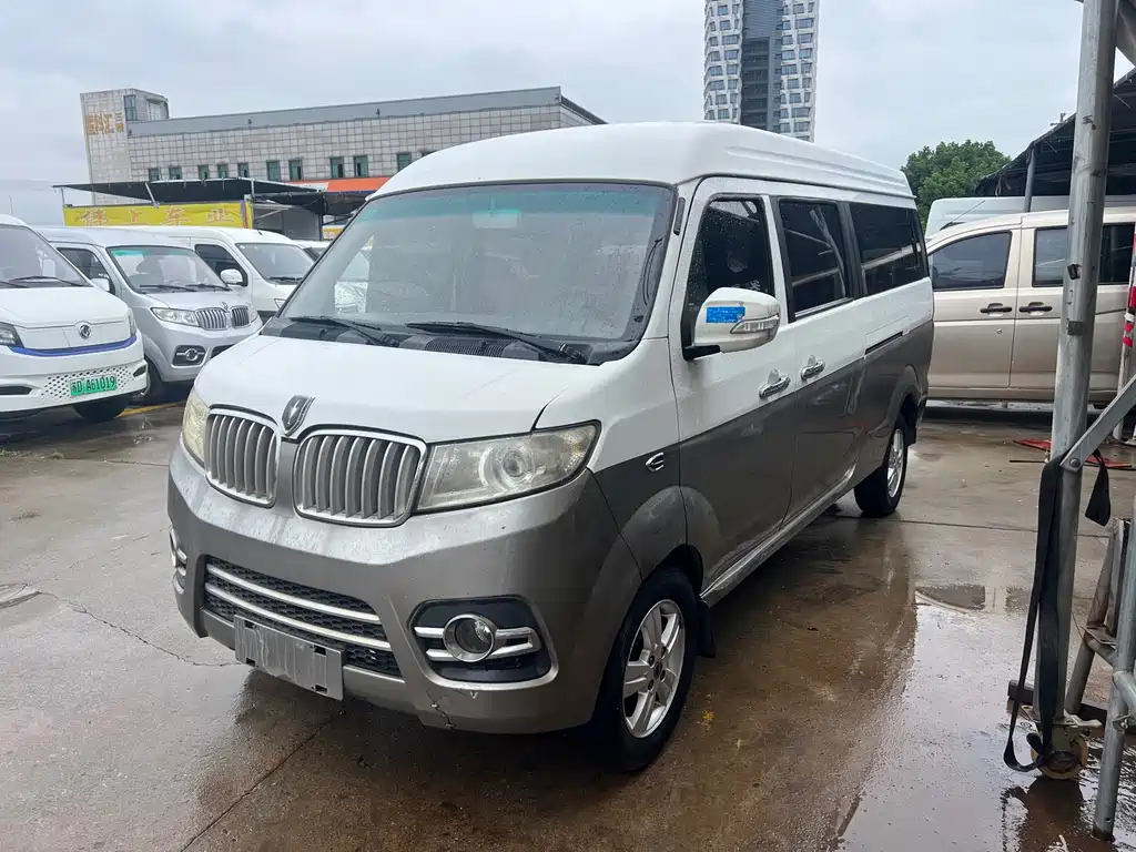 Jinbei Hiace X30L — миниатюра 2