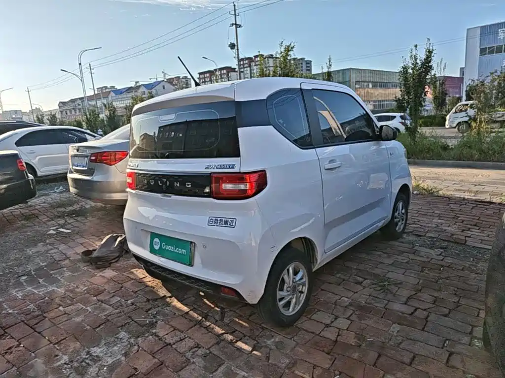 Wuling MINIEV — миниатюра 7
