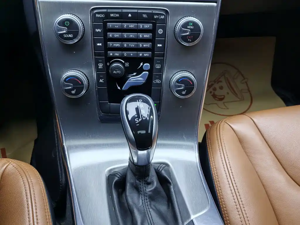 Volvo S60 — миниатюра 22