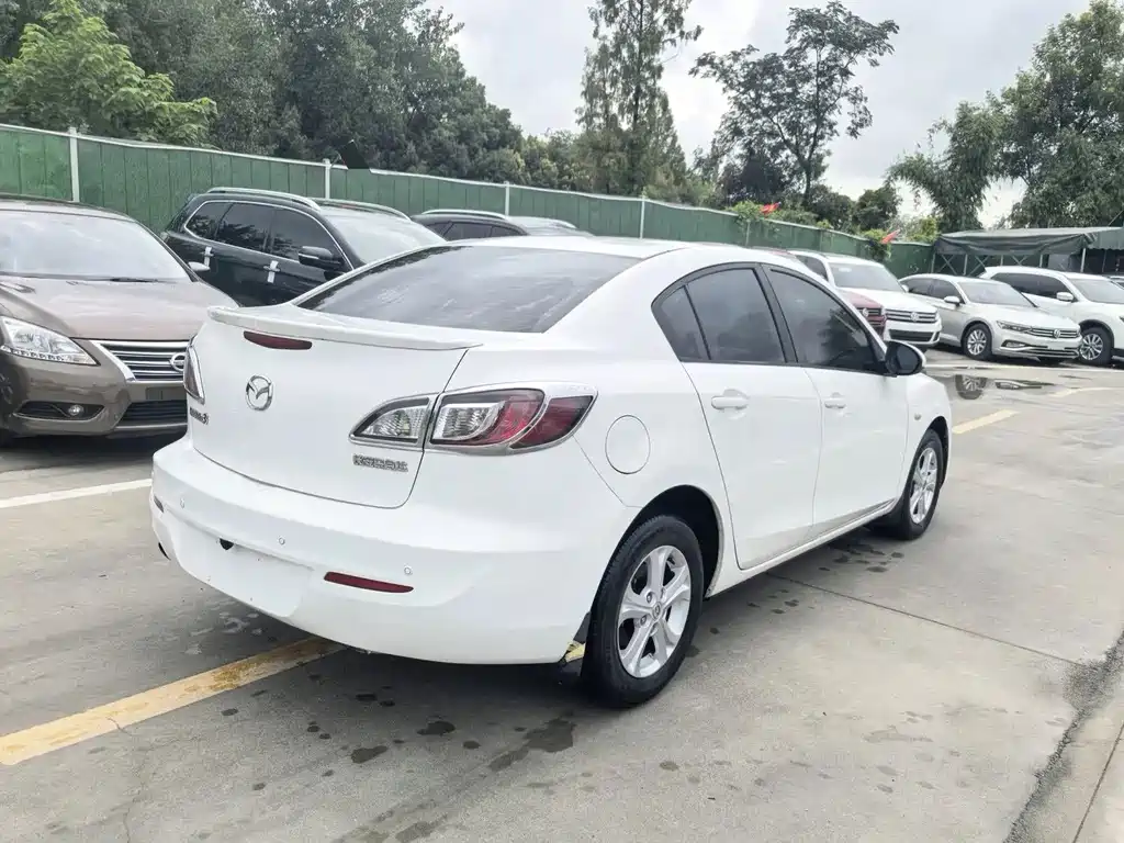 Mazda 3 Xingcheng — миниатюра 4