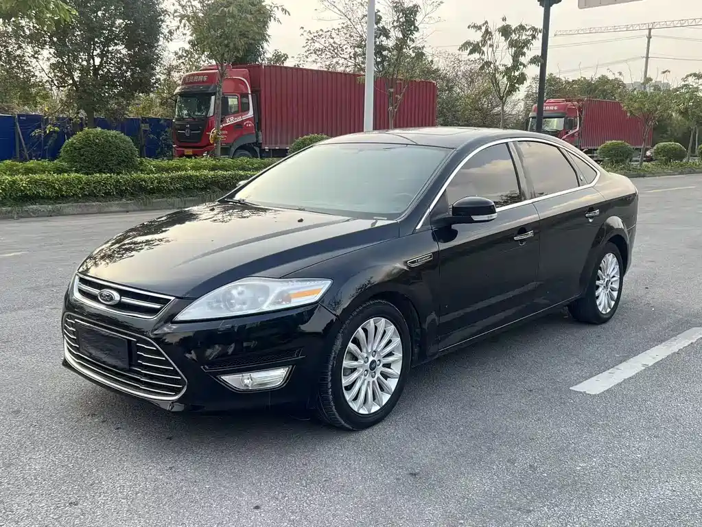 Ford Mondeo Zhisheng 2013