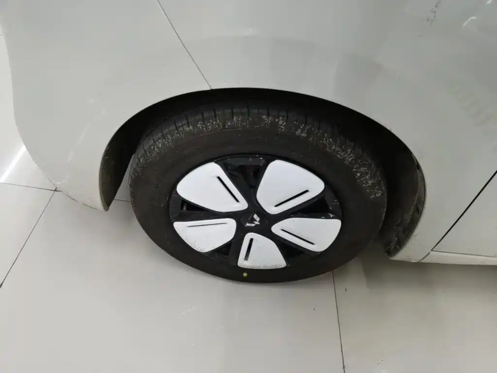 Wuling MINIEV — миниатюра 23