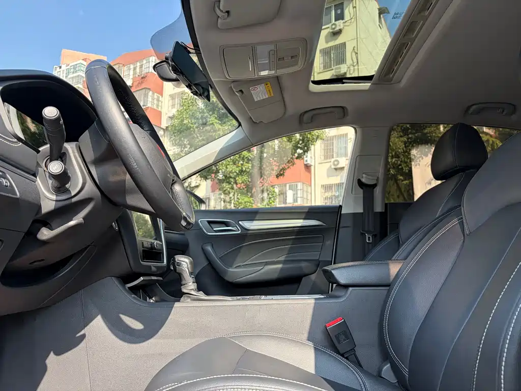Roewe i6 Classic — миниатюра 16