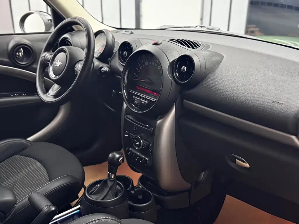 MINI Mini Countryman — миниатюра 13