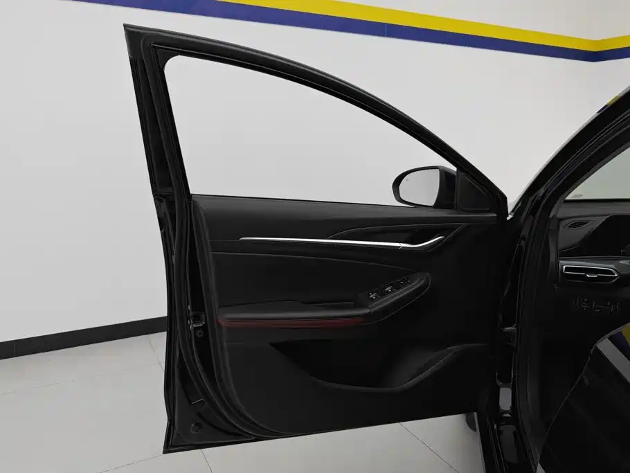 Changan Eado — миниатюра 7