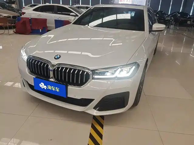 BMW  5 SERIES