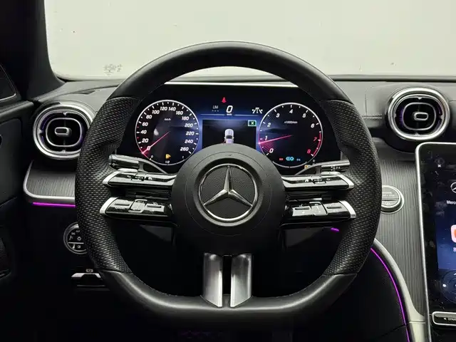 Mercedes-Benz C-Class — миниатюра 7