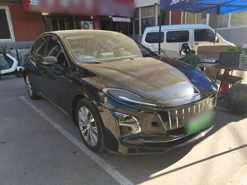 Hongqi Hongqi E-QM5 — миниатюра 4