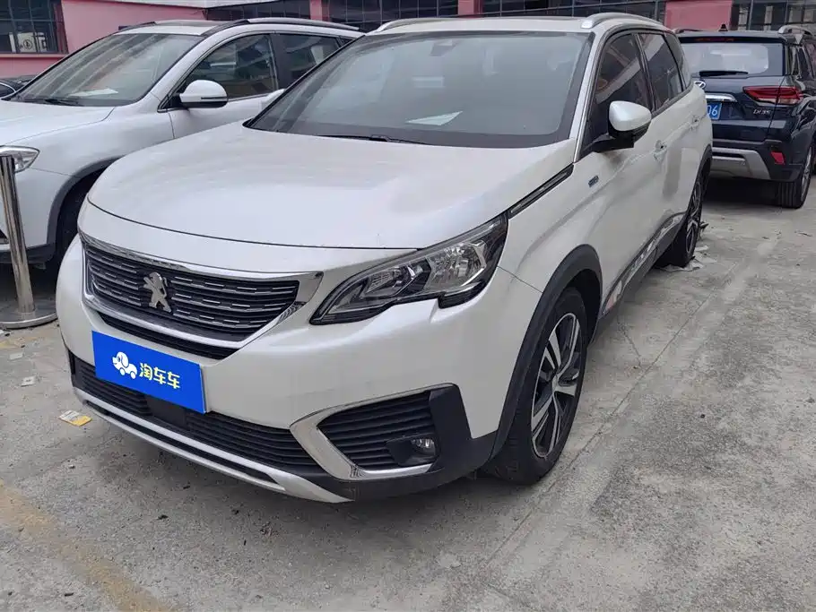 Peugeot 5008 2017