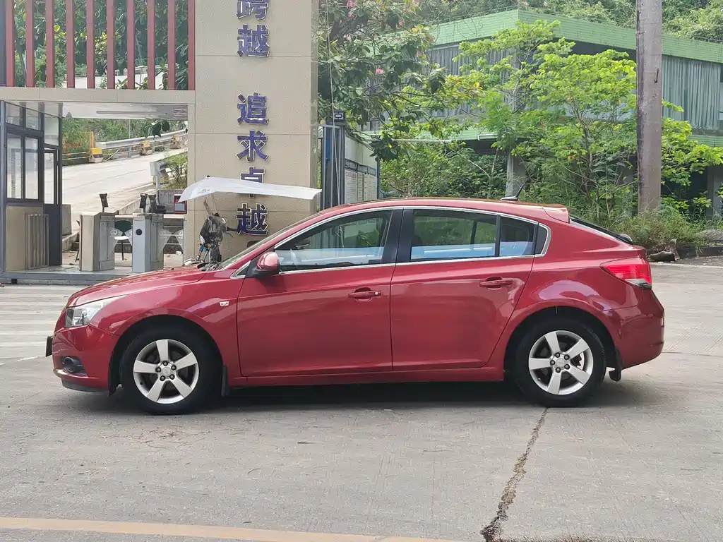 Chevrolet Cruze — миниатюра 7