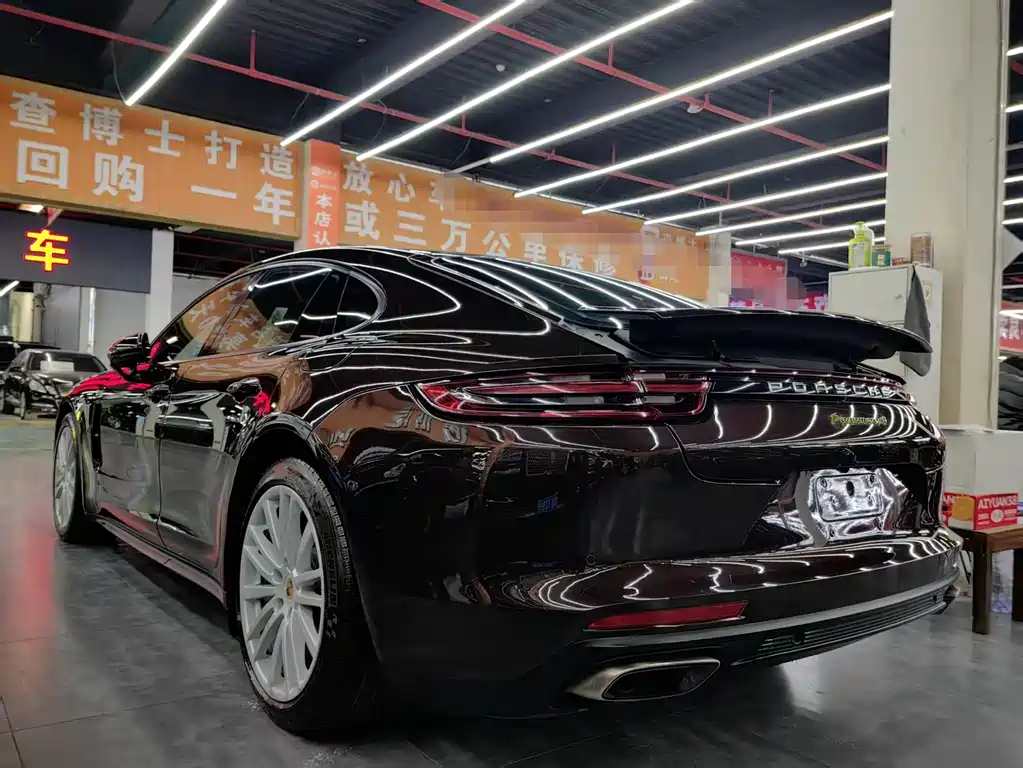 PORSCHE PANAMERA NEW ENERGY