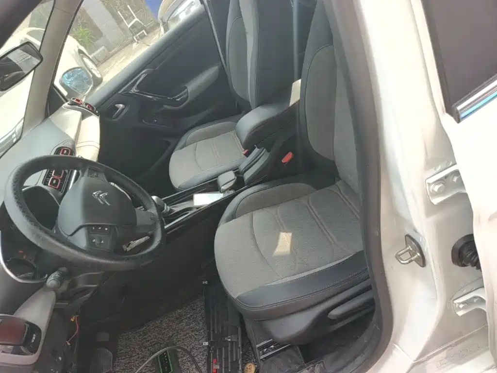 Citroen C3-XR — миниатюра 15