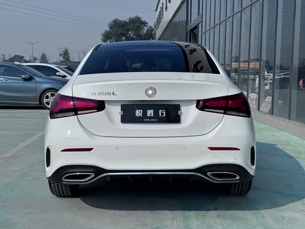 Mercedes-Benz A-Class — миниатюра 6