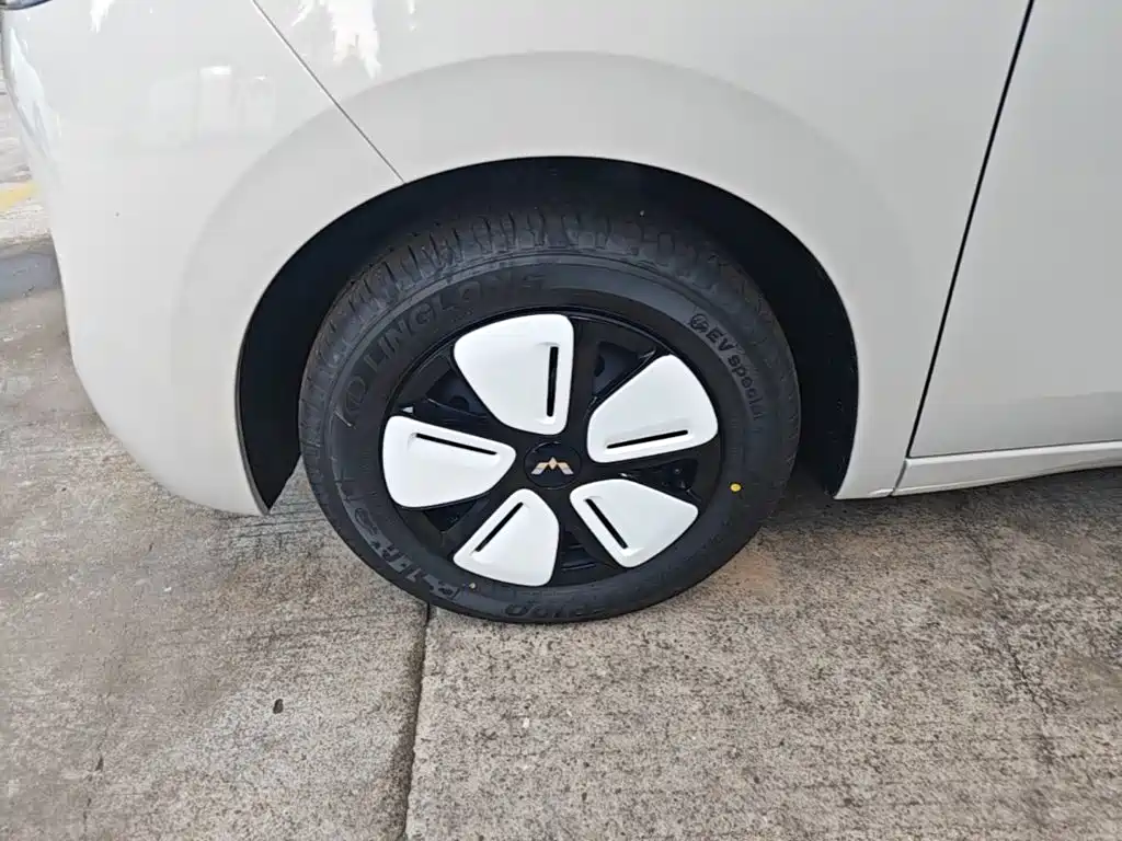 Wuling MINIEV — миниатюра 23
