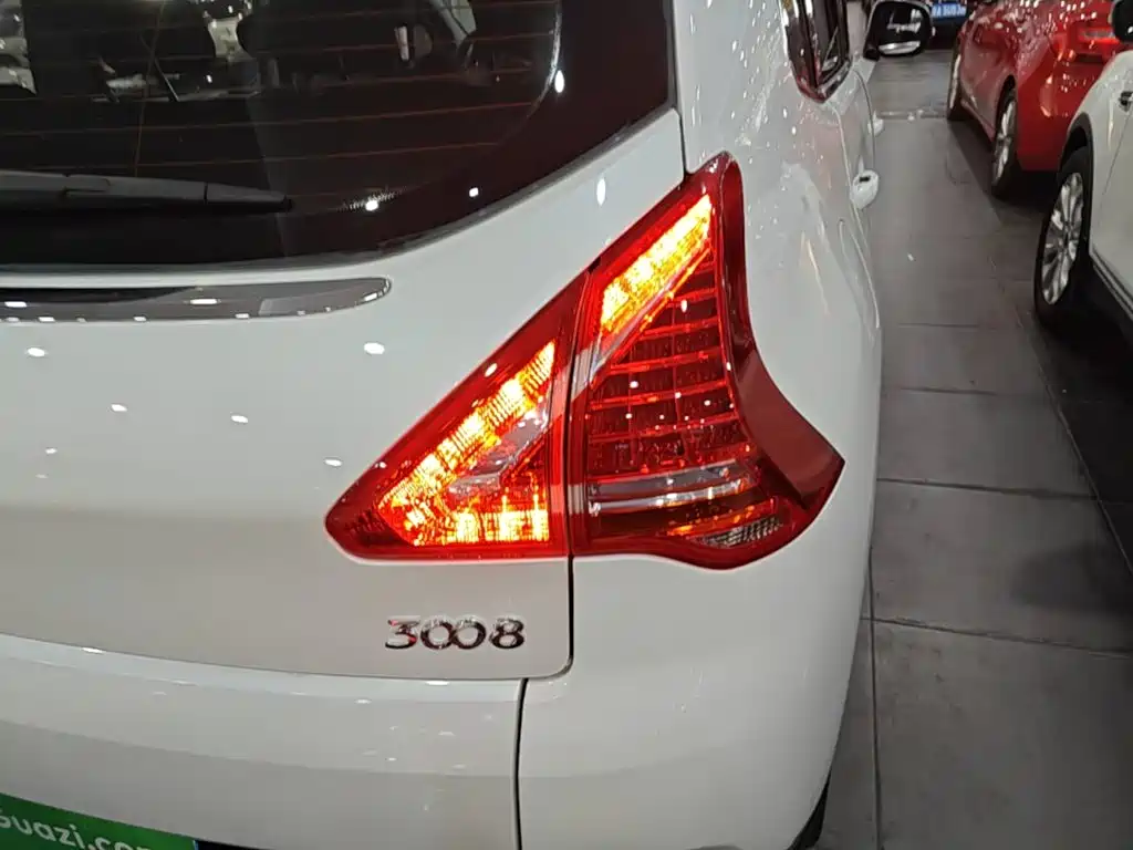 Peugeot 3008 — миниатюра 8