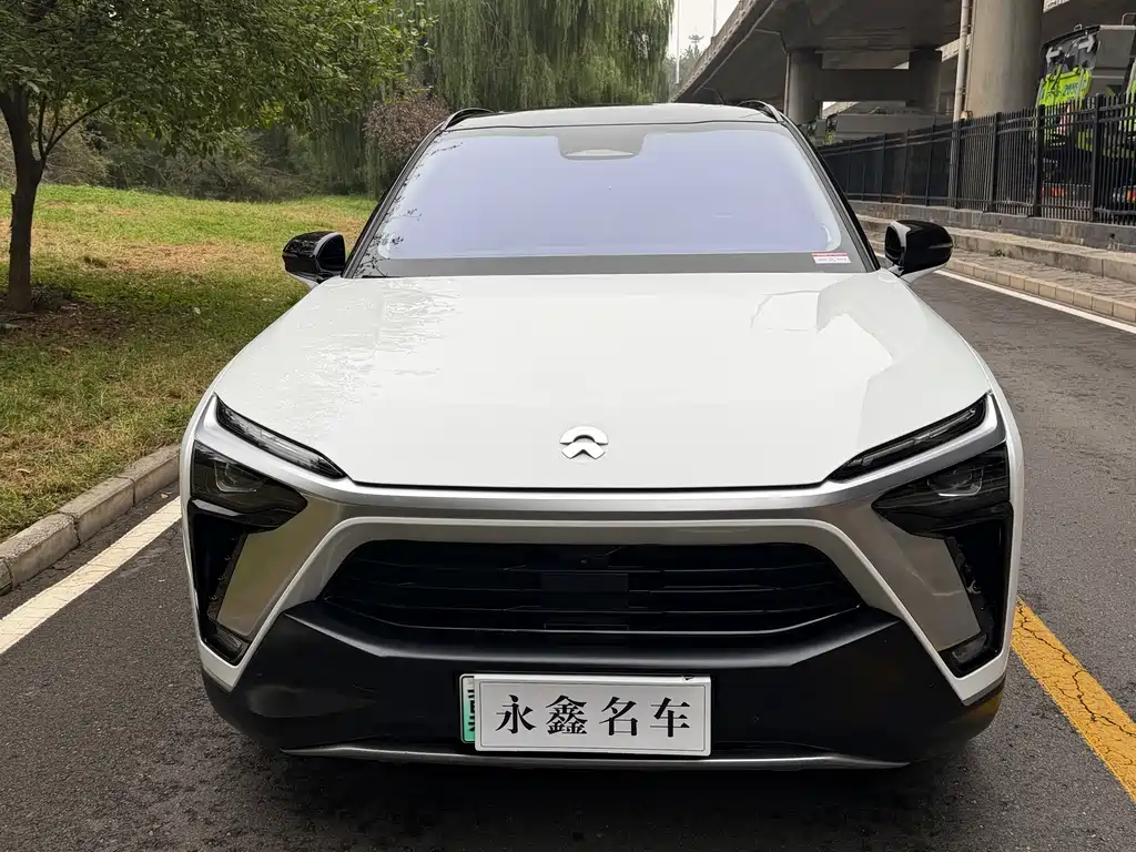 NIO ES8 — миниатюра 2