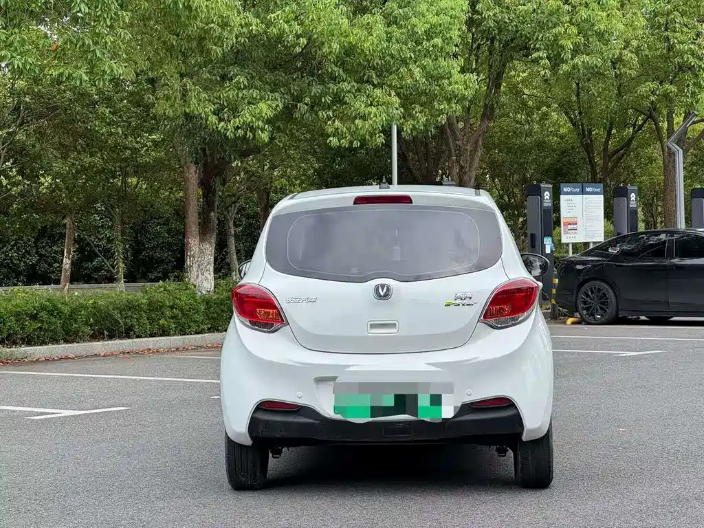 Changan Benben E-Star — миниатюра 5
