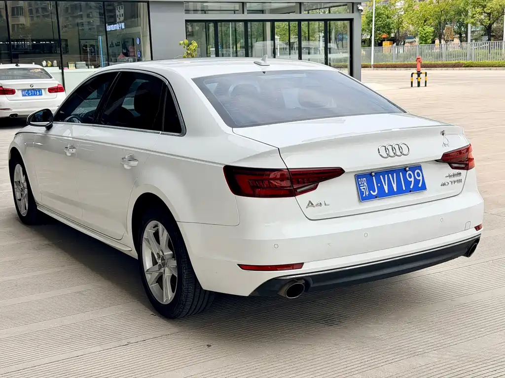 Audi A4L — миниатюра 6
